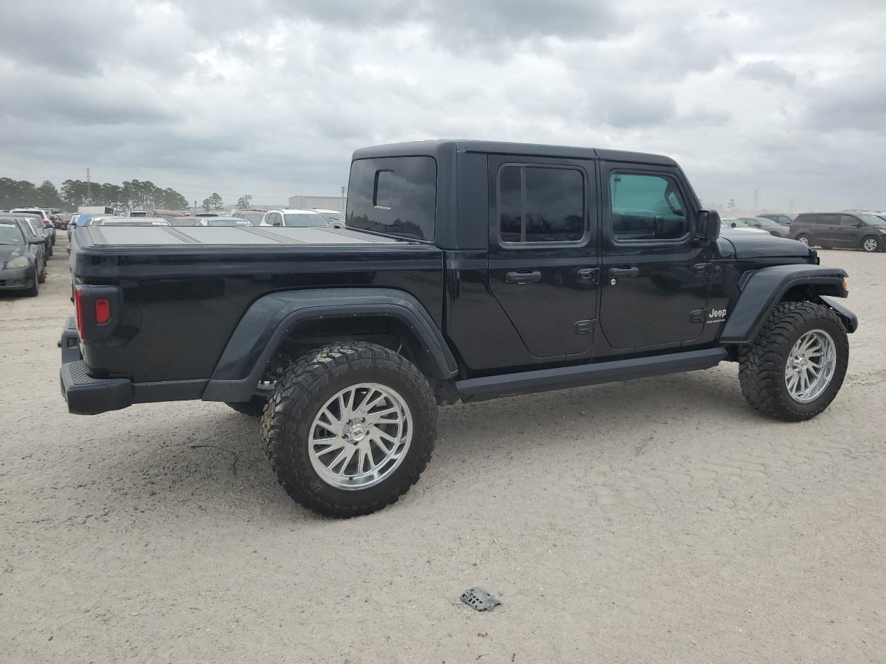 2023 JEEP GLADIATOR - Image 3