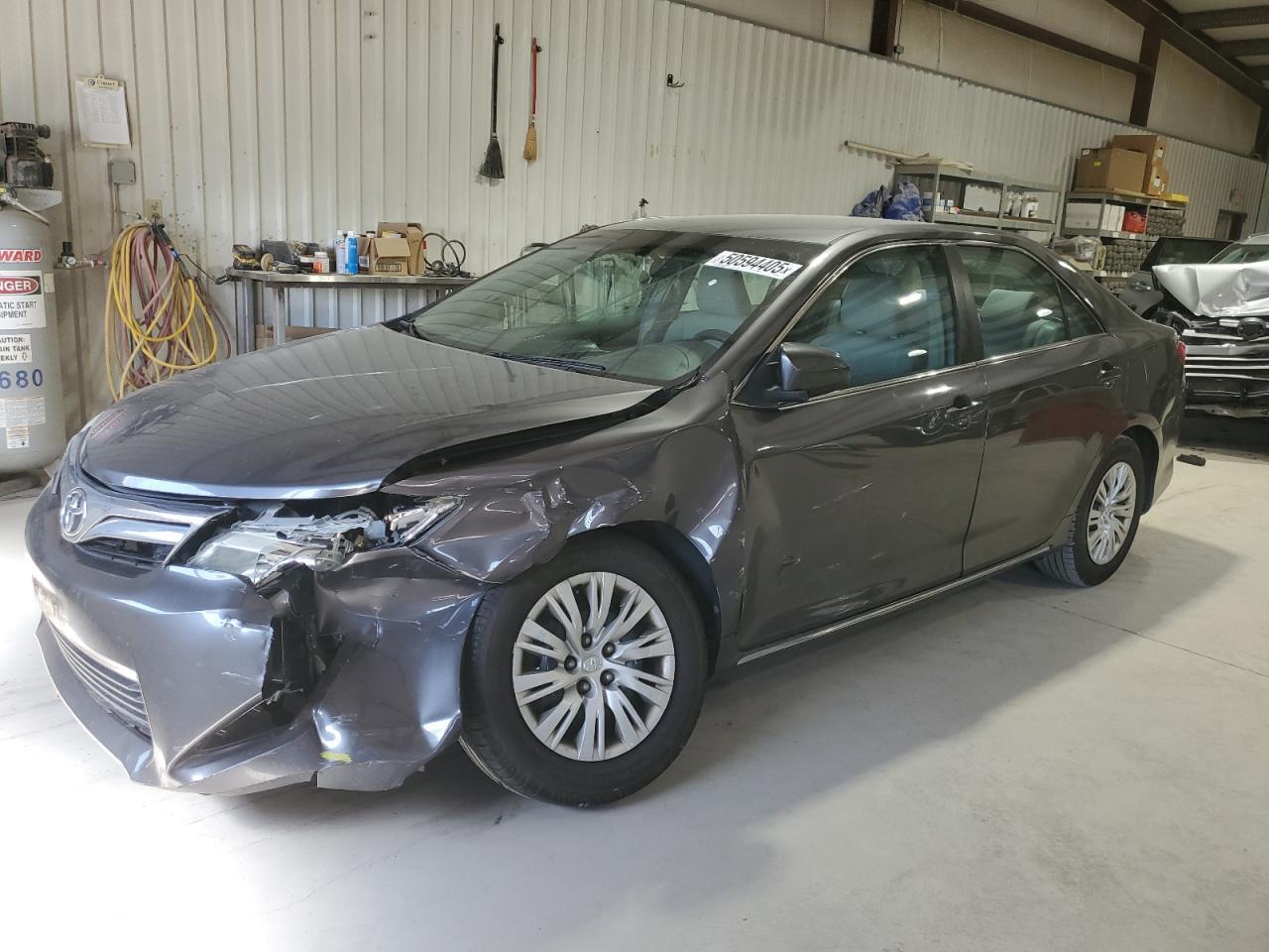 2014 TOYOTA CAMRY L