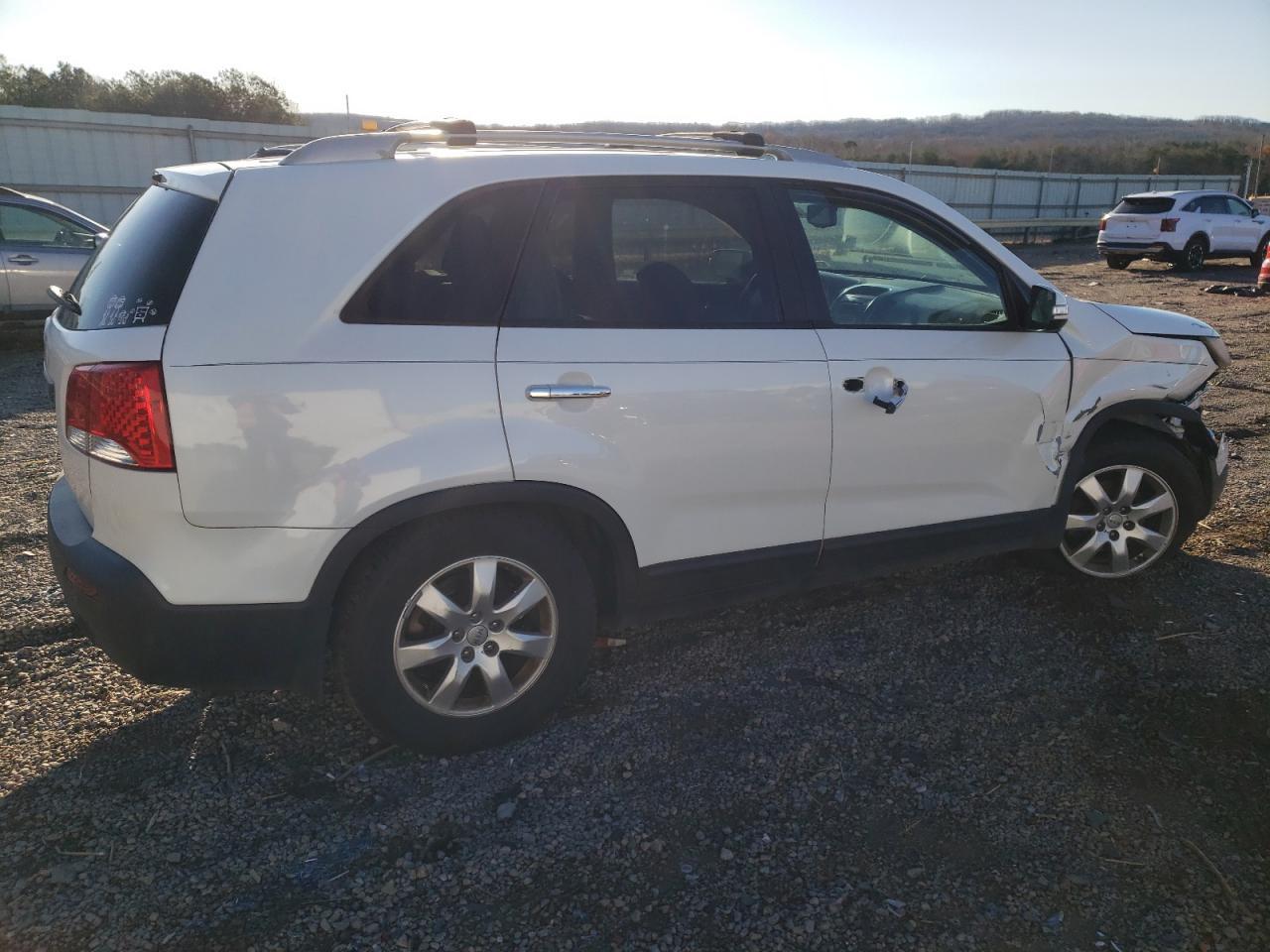 2012 KIA SORENTO - Фото 3