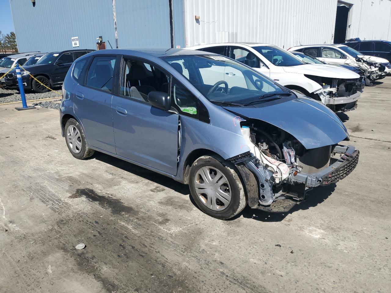 2011 HONDA FIT - Фото 4