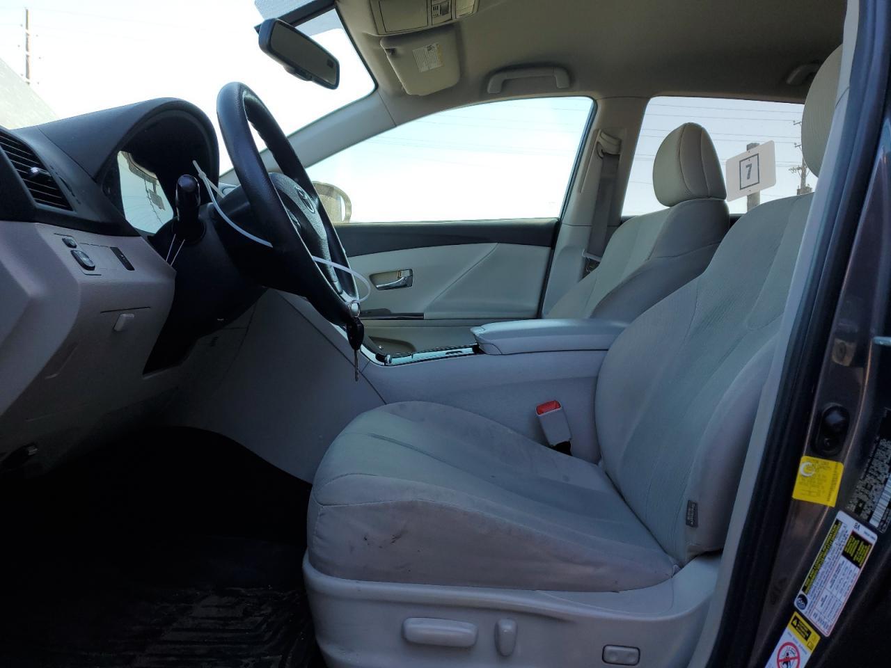 2011 TOYOTA VENZA - Фото 7