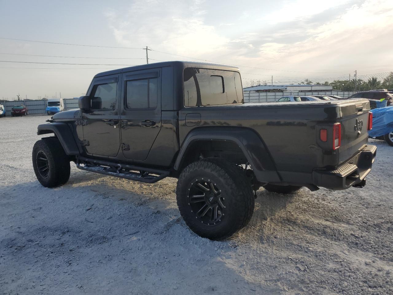 2021 JEEP GLADIATOR - Image 2