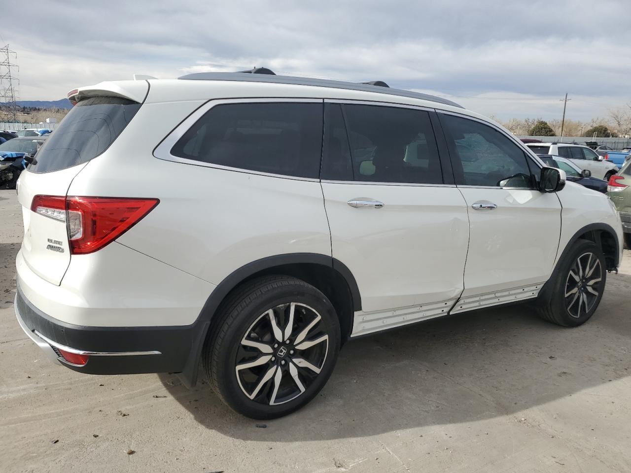 2019 HONDA PILOT ELIT - Image 3
