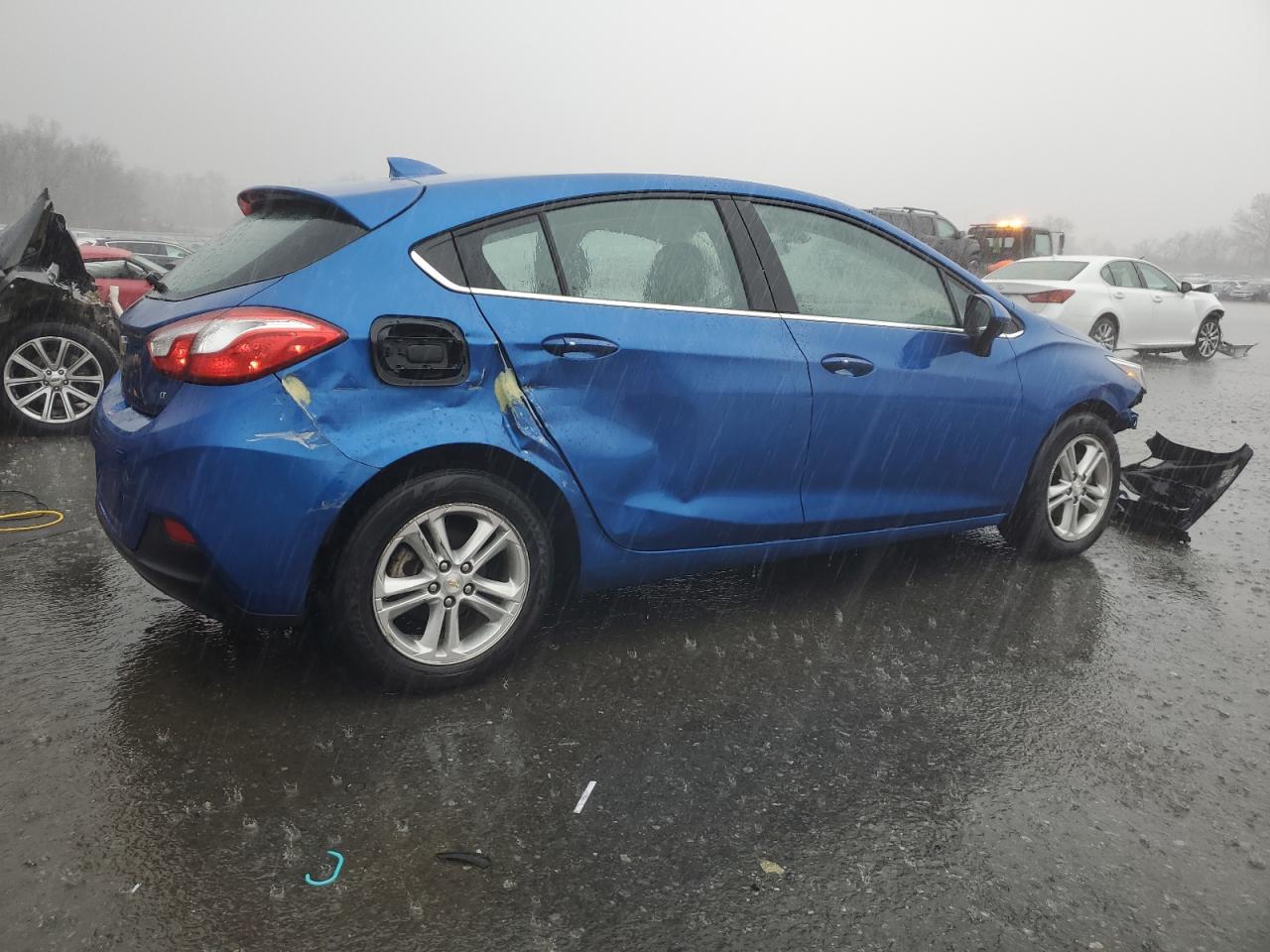 2017 CHEVROLET CRUZE LT - Image 3