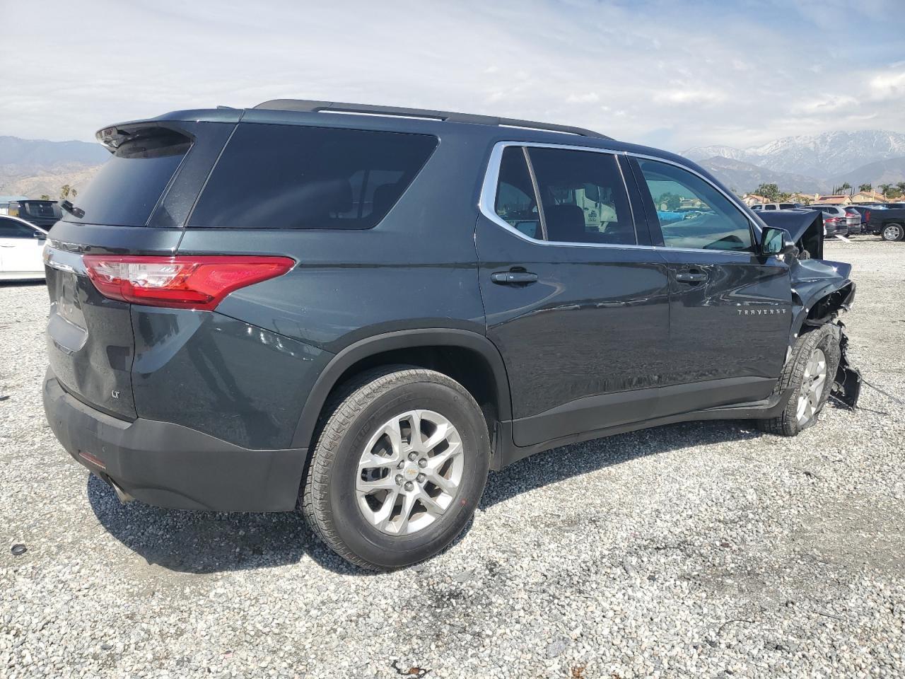 2020 CHEVROLET TRAVERSE L - Фото 3