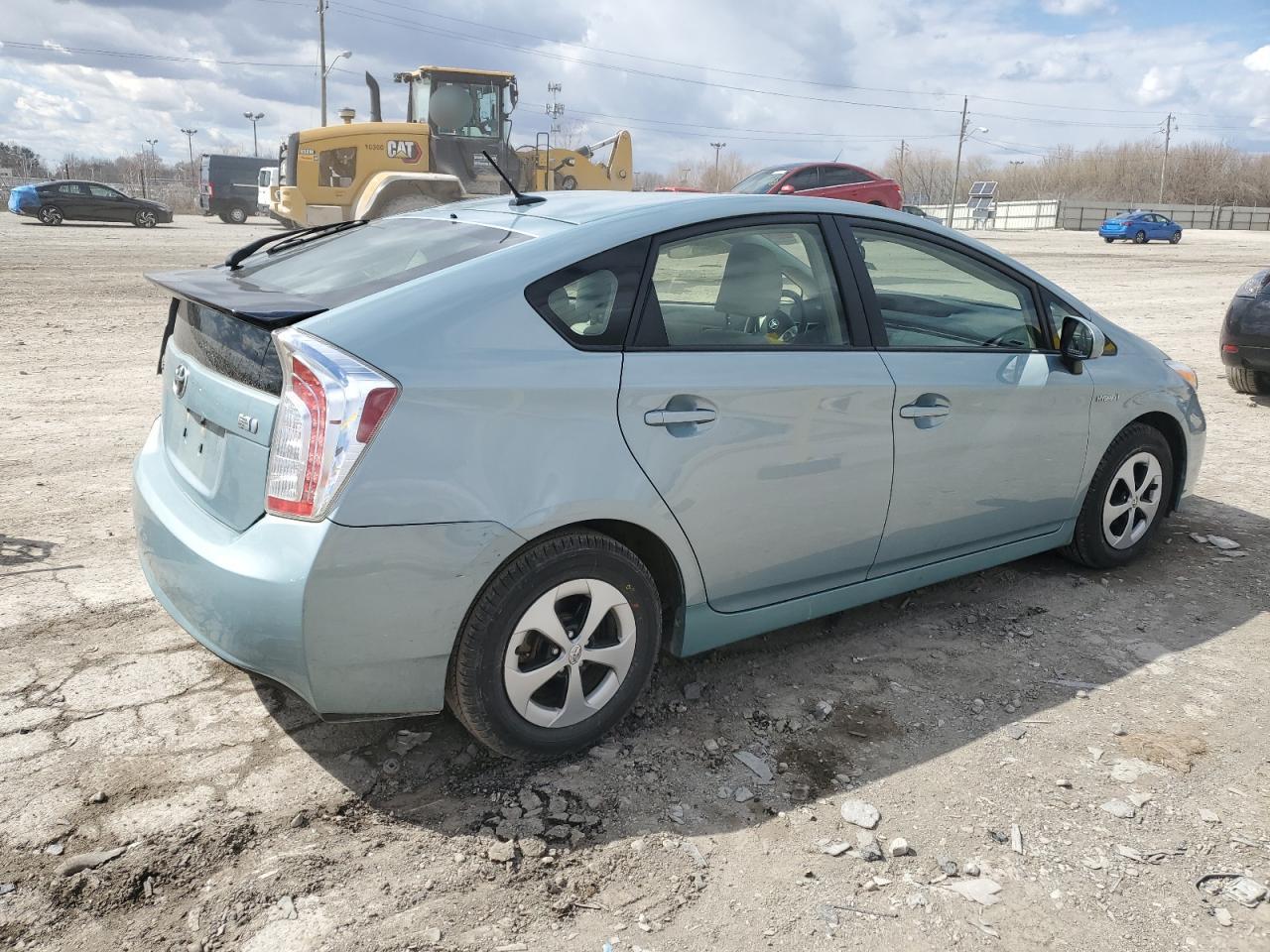 2015 TOYOTA PRIUS - Image 3