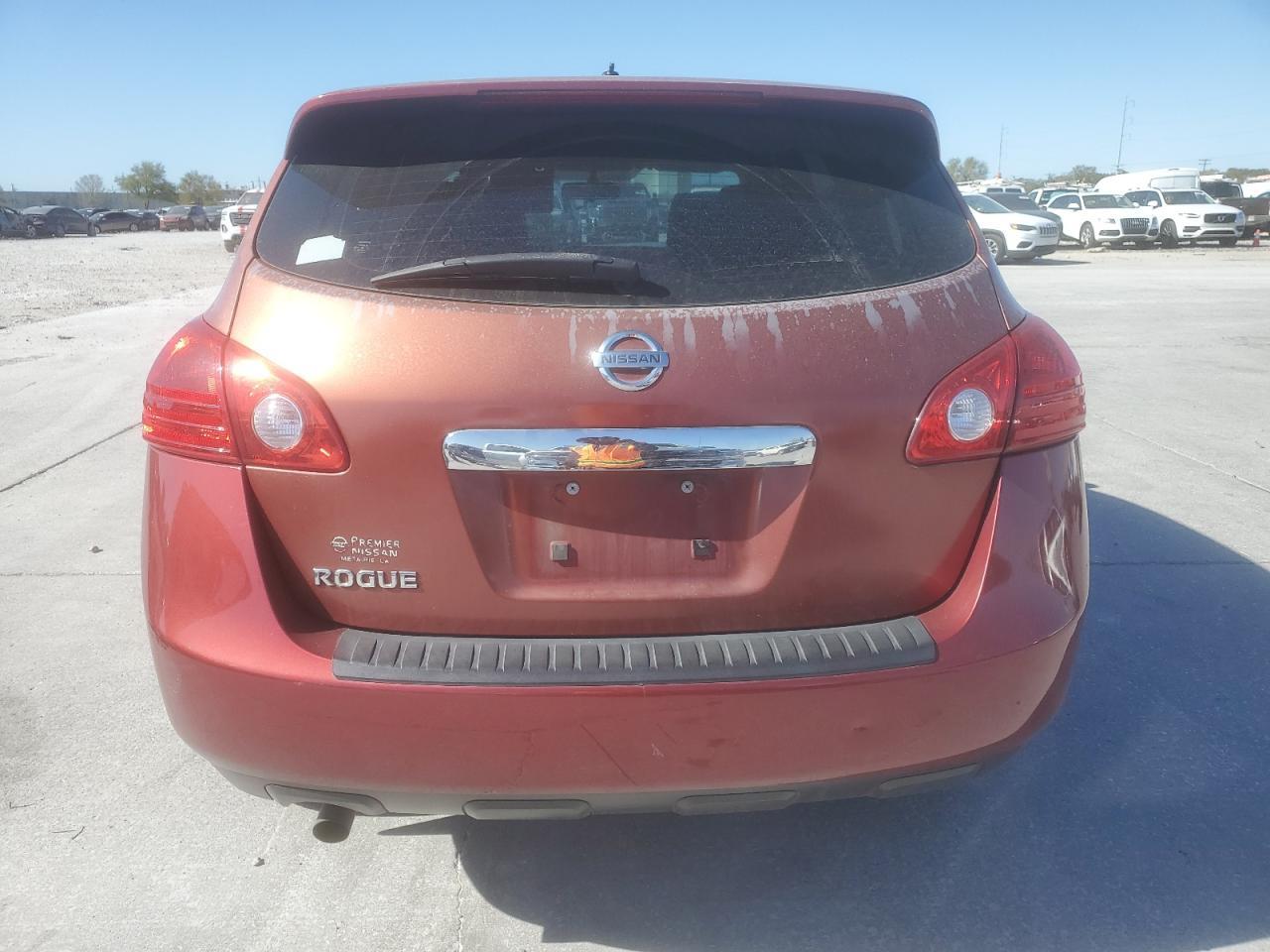 2013 NISSAN ROGUE S - Image 6