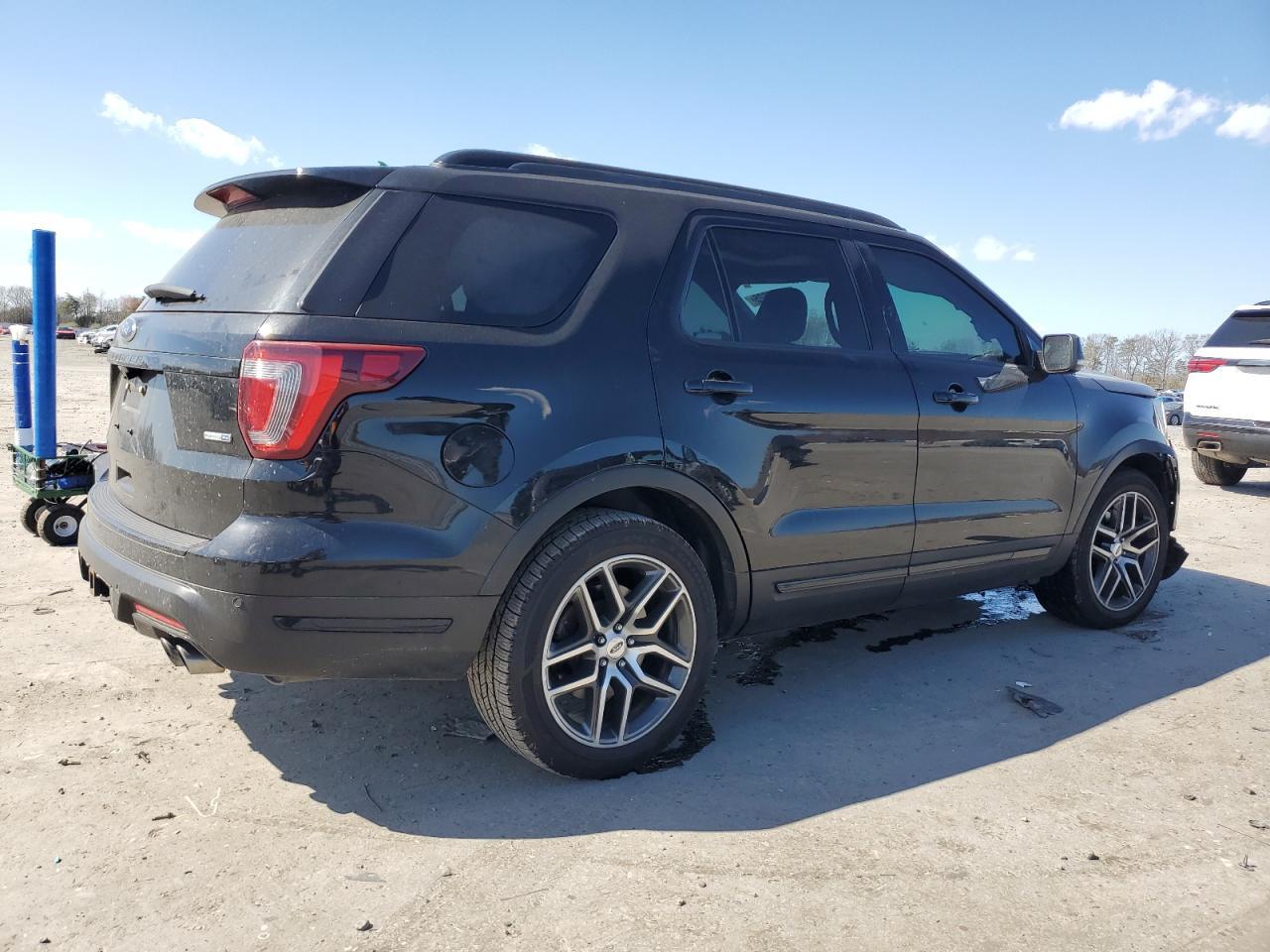 2018 FORD EXPLORER S - Фото 3