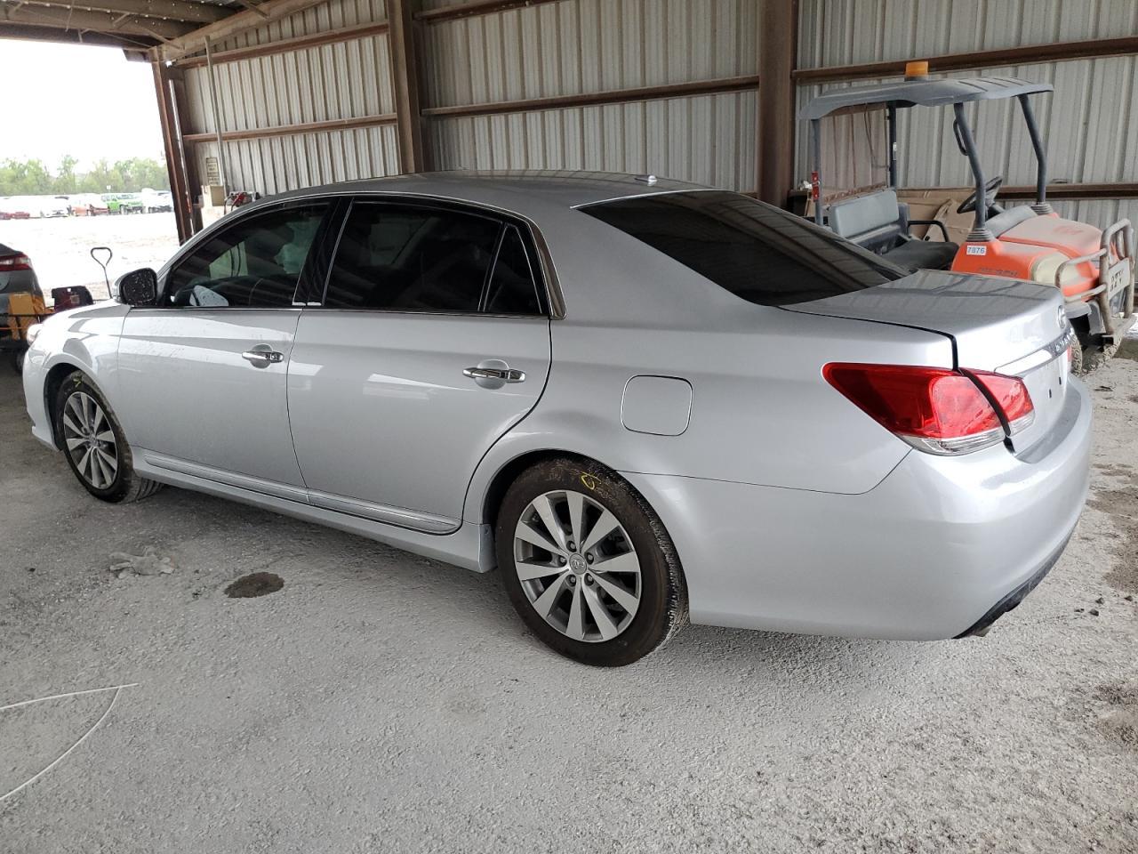 2011 TOYOTA AVALON BAS - Фото 2