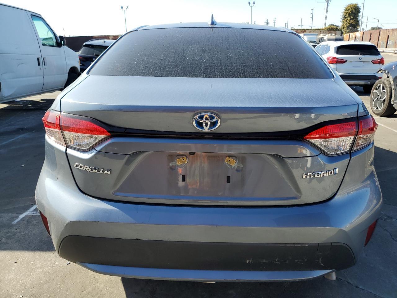 2020 TOYOTA COROLLA LE - Image 6