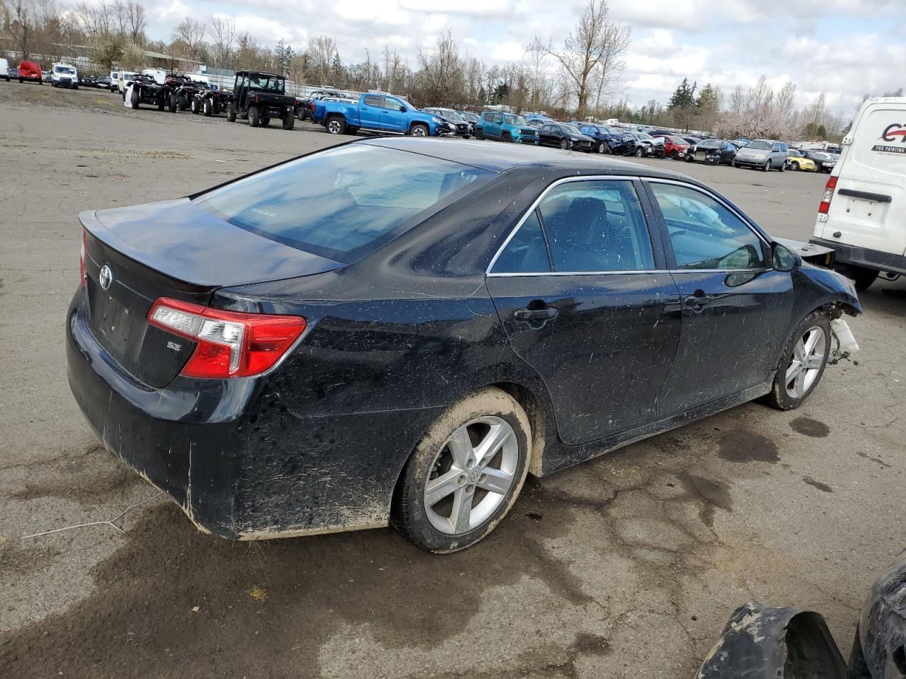 2014 TOYOTA CAMRY L - Image 3