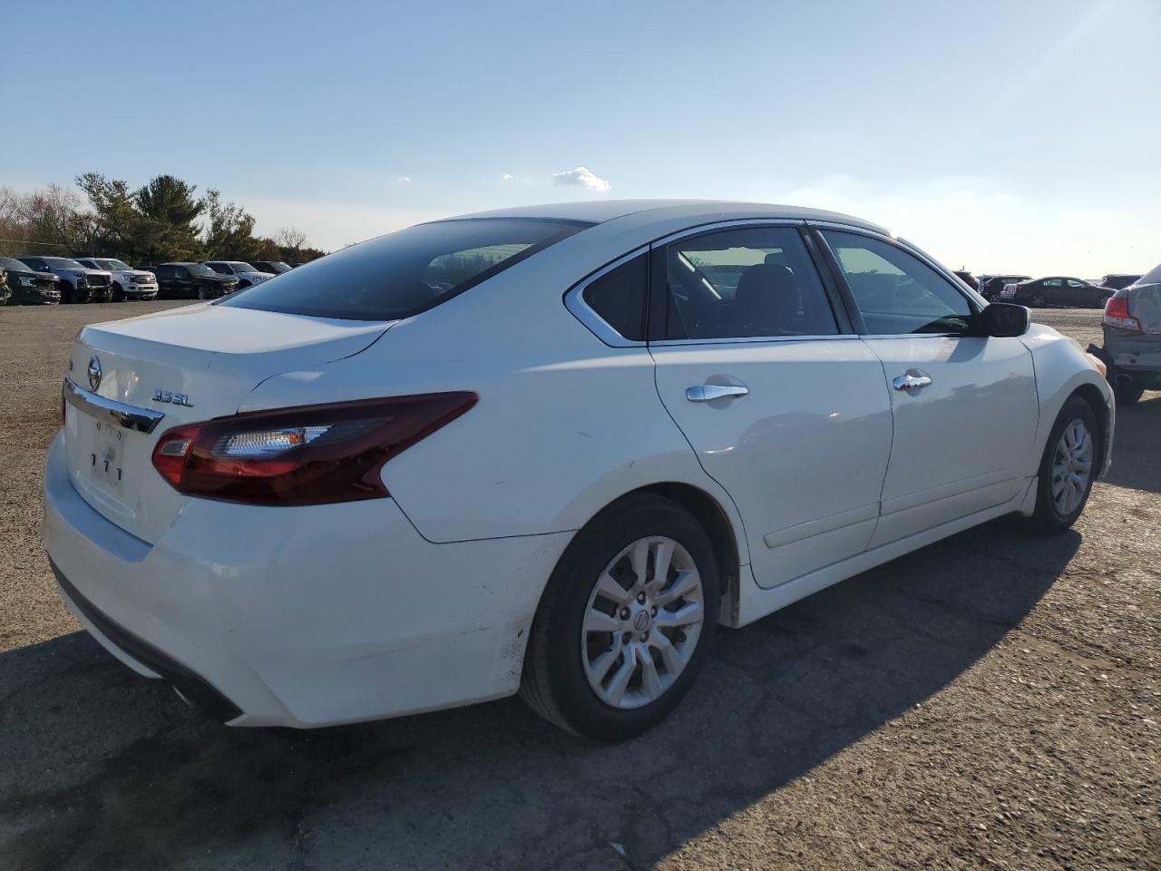 2017 NISSAN ALTIMA 2.5 - Image 3