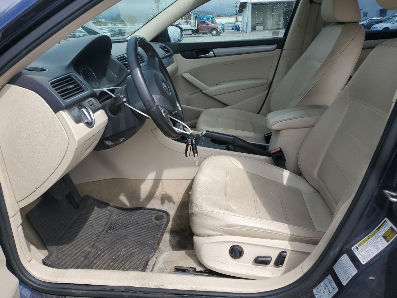 2015 VOLKSWAGEN PASSAT S - Фото 7
