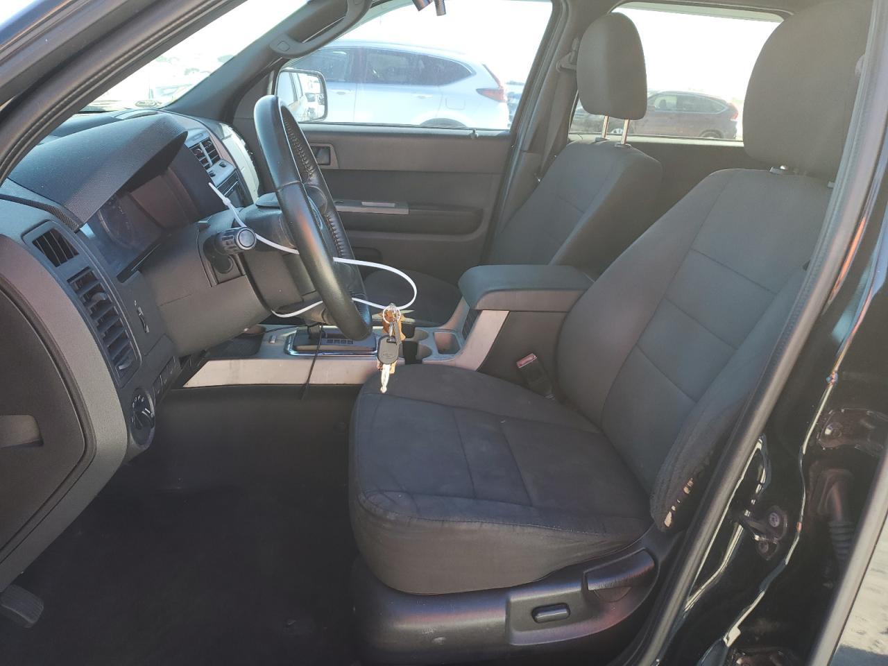 2010 FORD ESCAPE XLT - Image 7