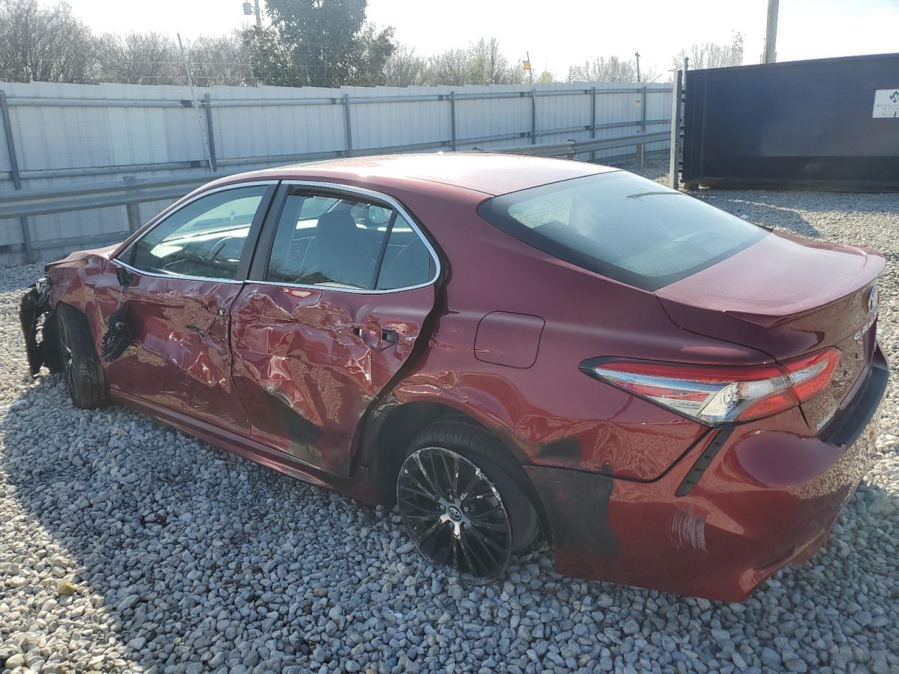 2018 TOYOTA CAMRY L - Image 2