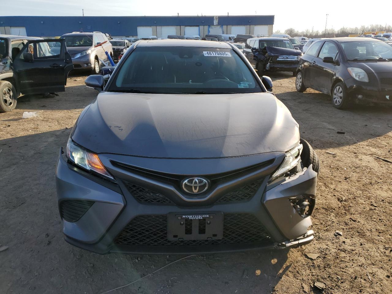 2018 TOYOTA CAMRY L - Фото 5