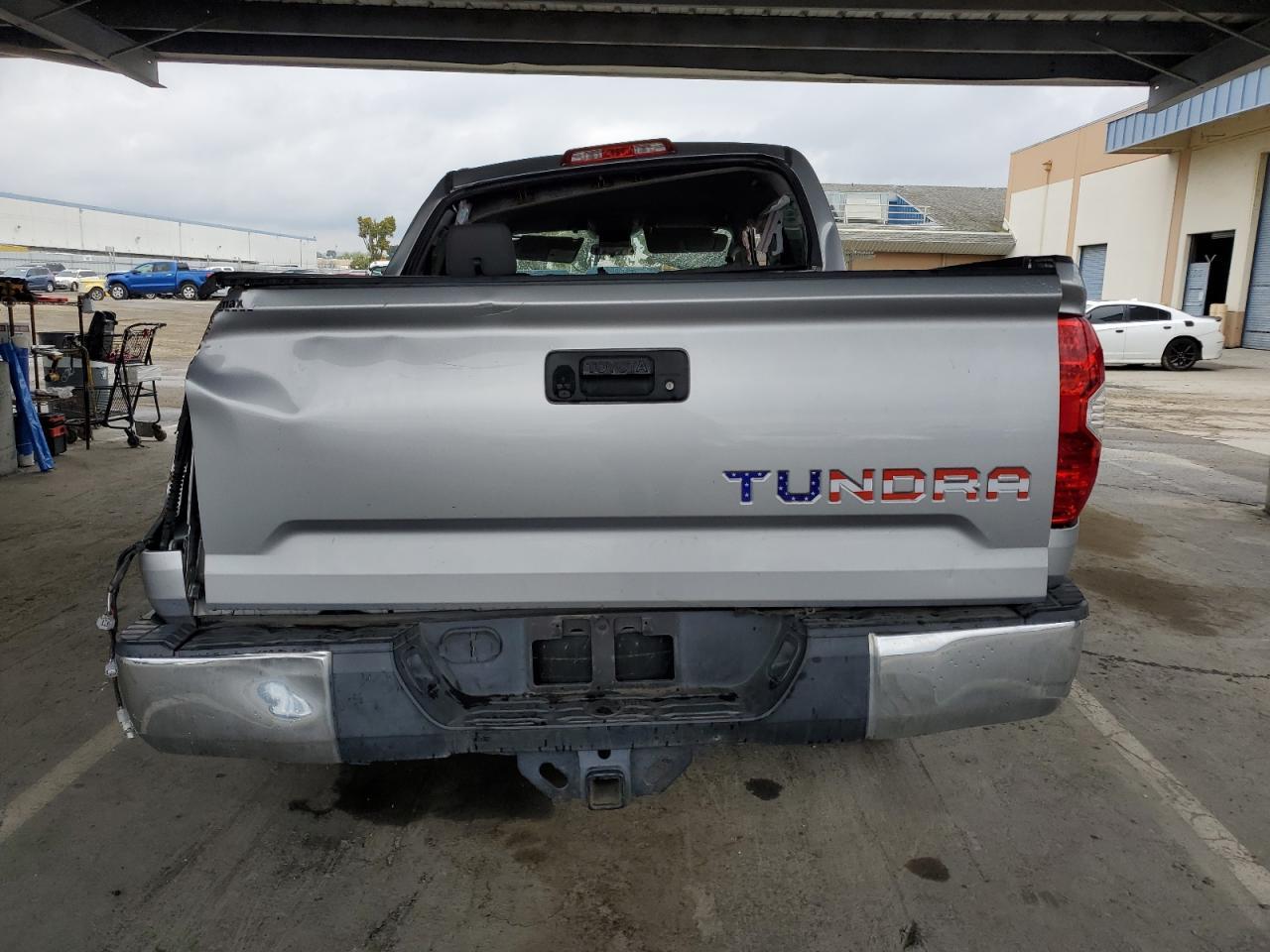 2015 TOYOTA TUNDRA CRE - Image 6