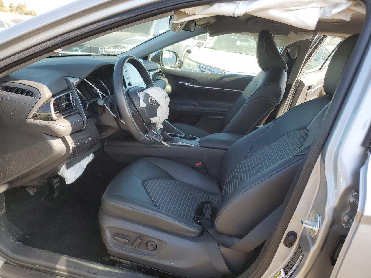 2021 TOYOTA CAMRY SE - Image 7