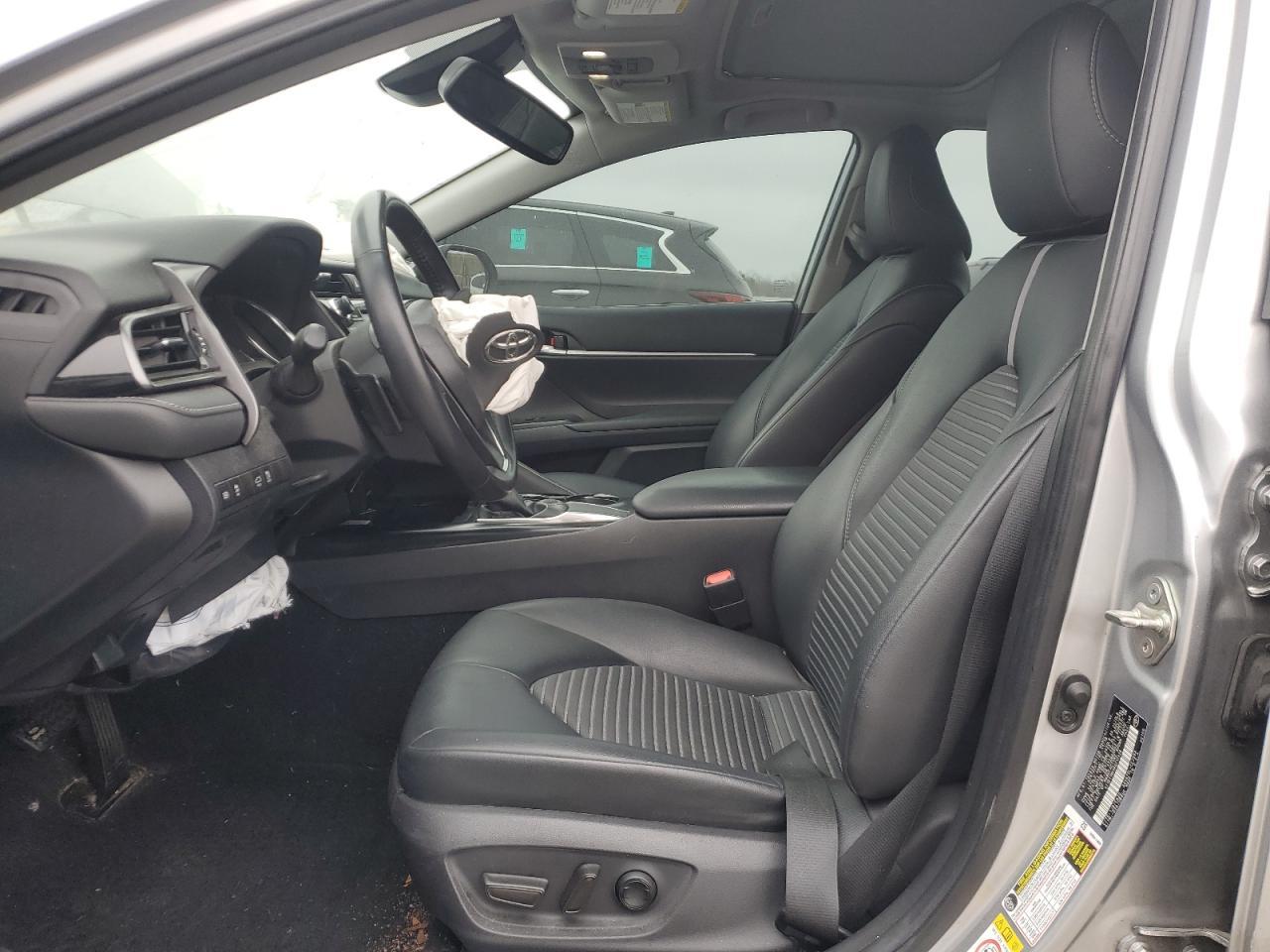 2019 TOYOTA CAMRY L - Image 7