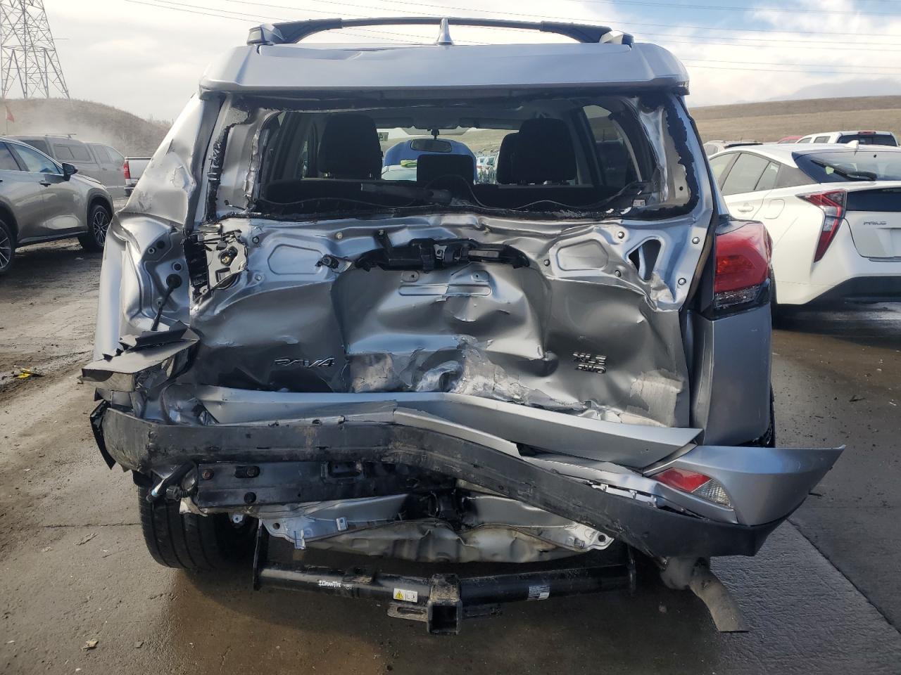 2016 TOYOTA RAV4 XLE - Image 6