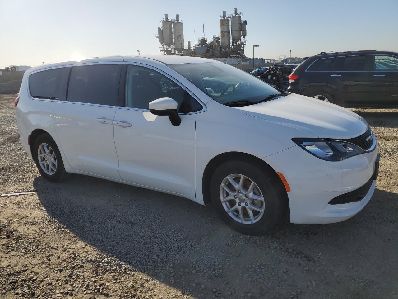 2017 CHRYSLER PACIFICA T - Image 4