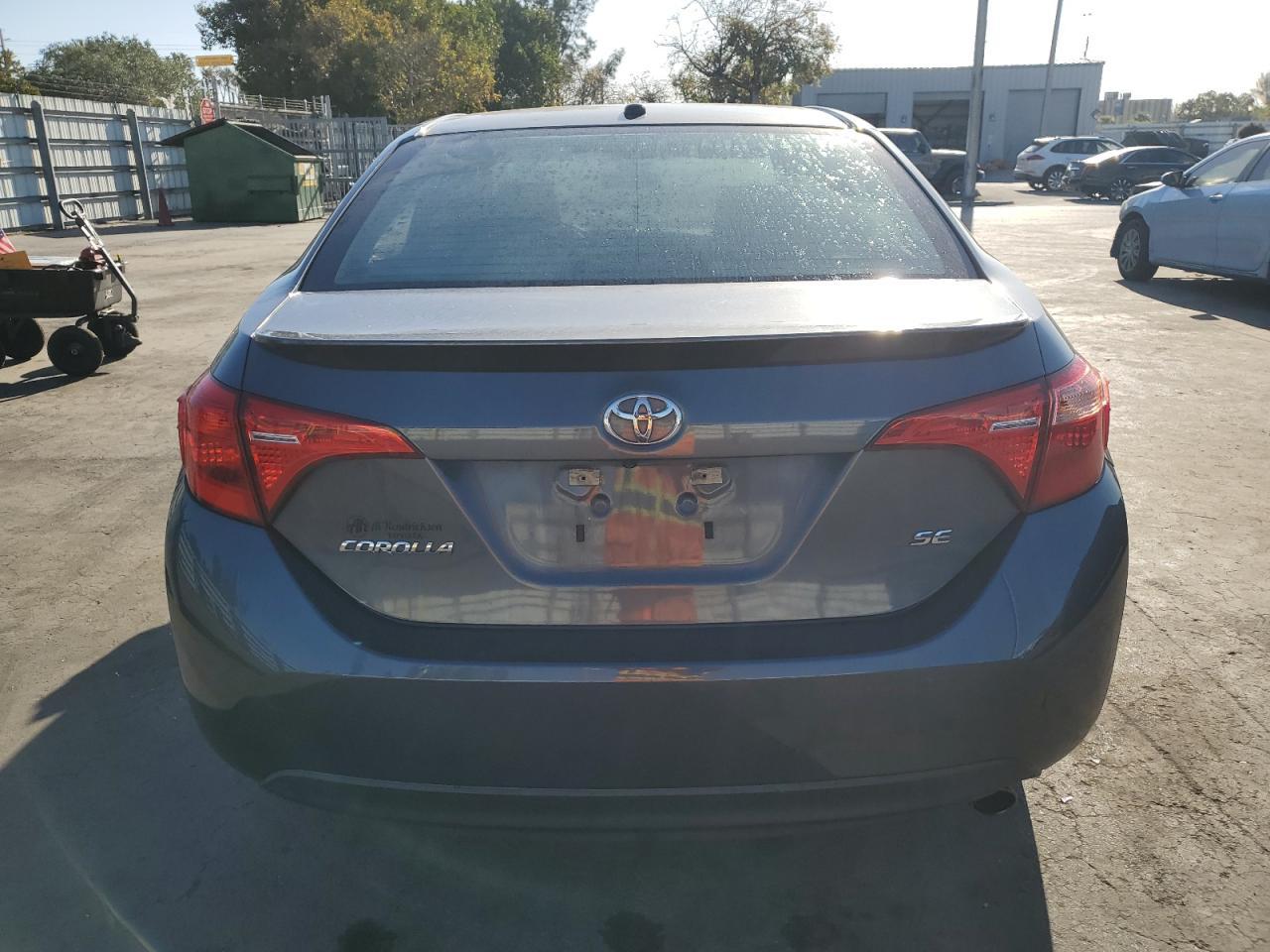 2018 TOYOTA COROLLA L - Фото 6