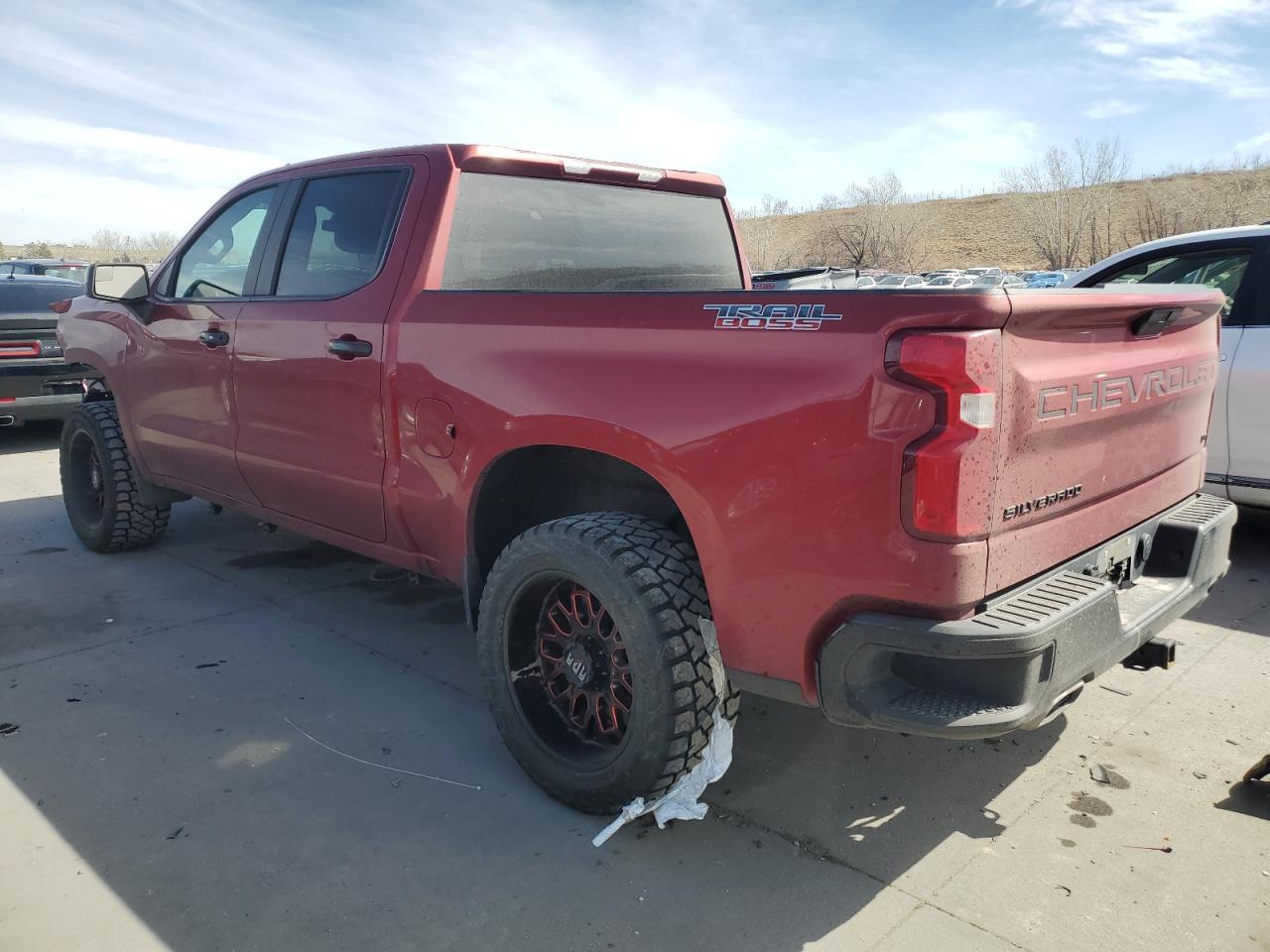 2021 CHEVROLET SILVERADO - Фото 2