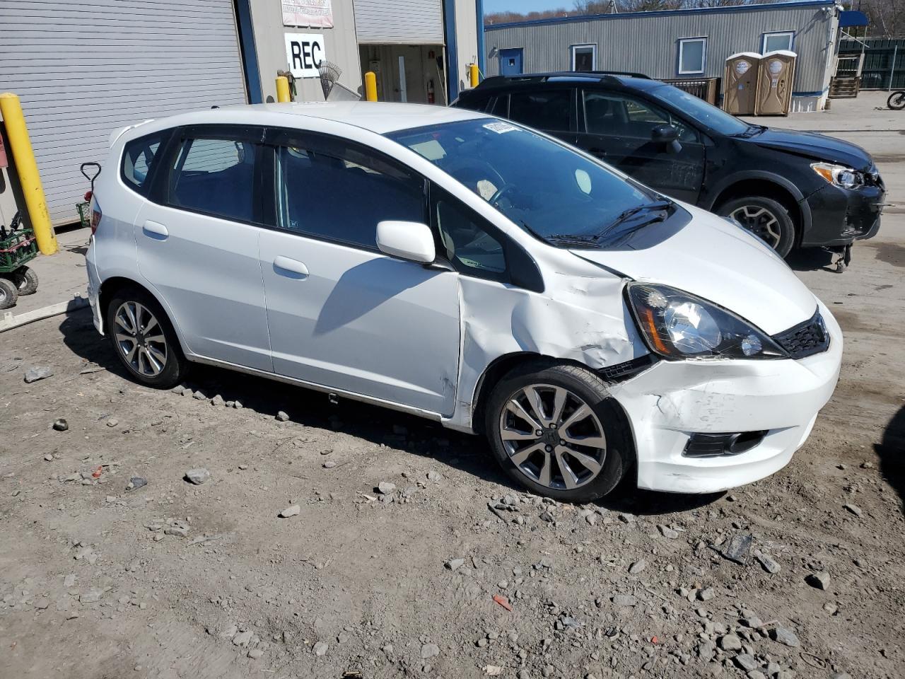 2013 HONDA FIT SPORT - Фото 4