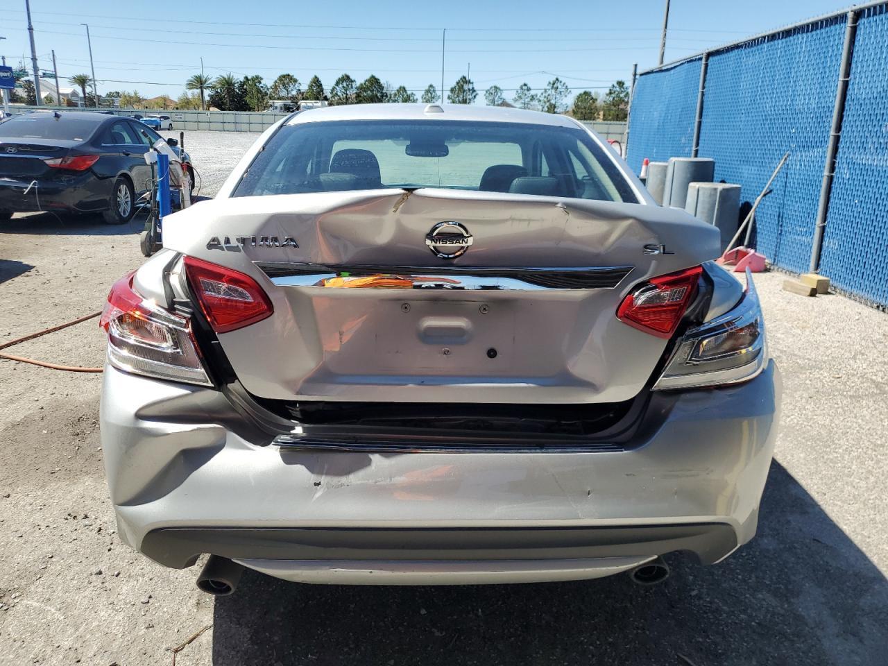 2017 NISSAN ALTIMA 2.5 - Фото 6