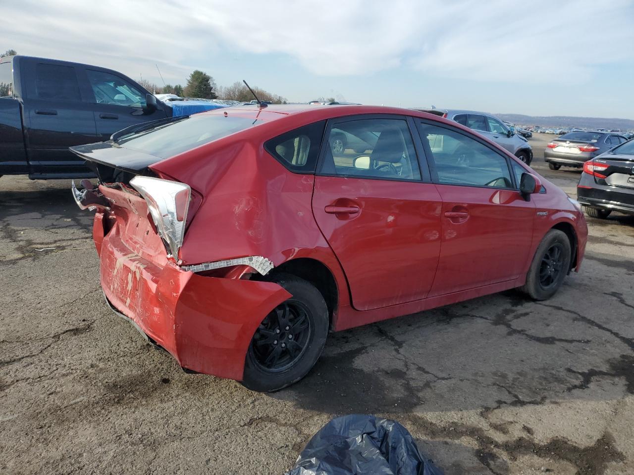 2015 TOYOTA PRIUS - Image 3