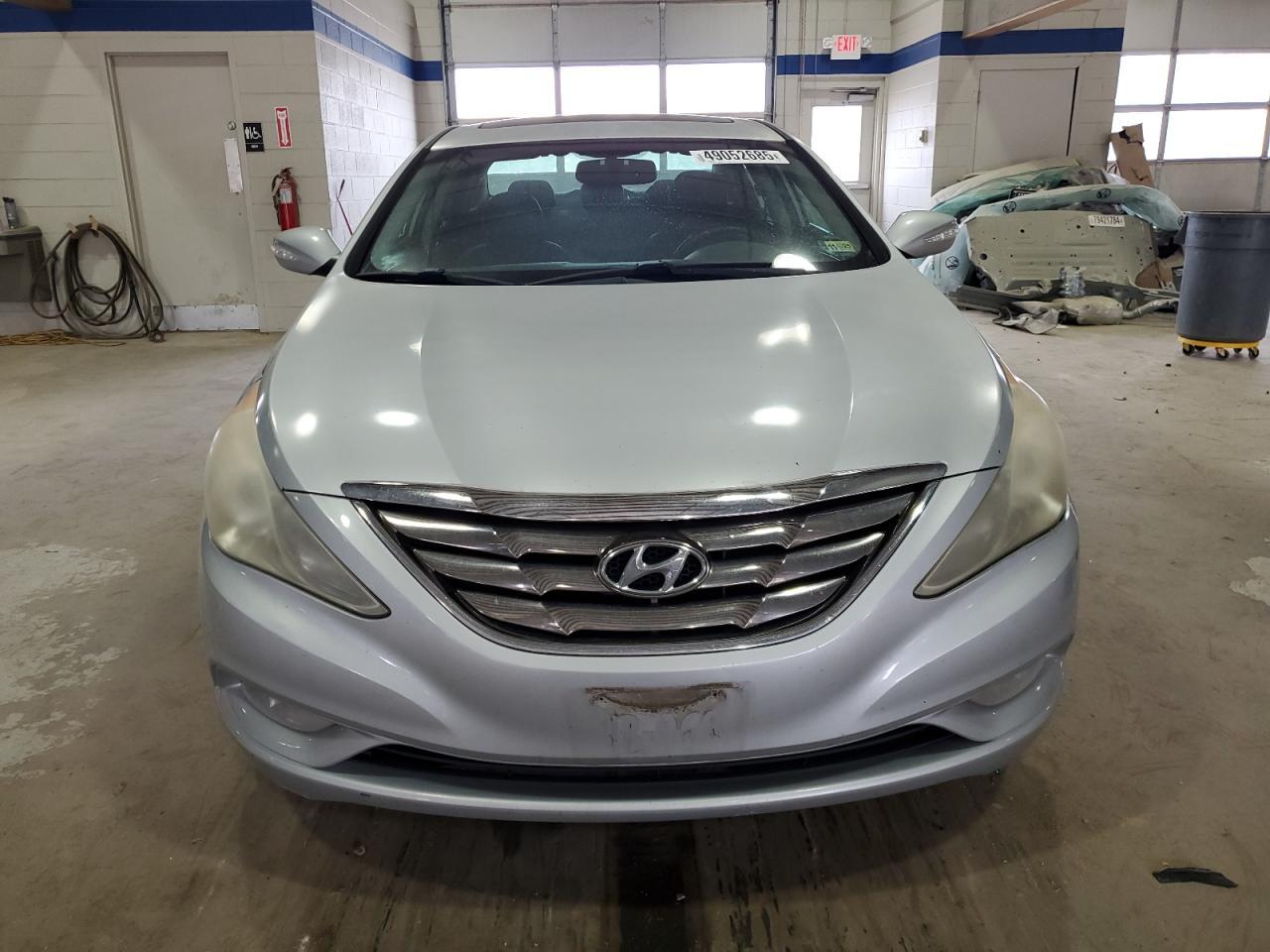 2011 HYUNDAI SONATA SE - Фото 5
