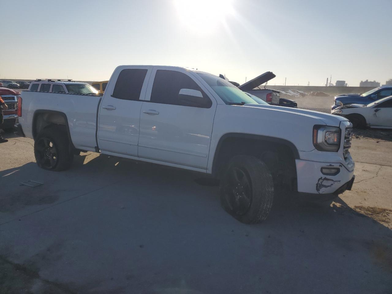2016 GMC SIERRA C15 - Image 4