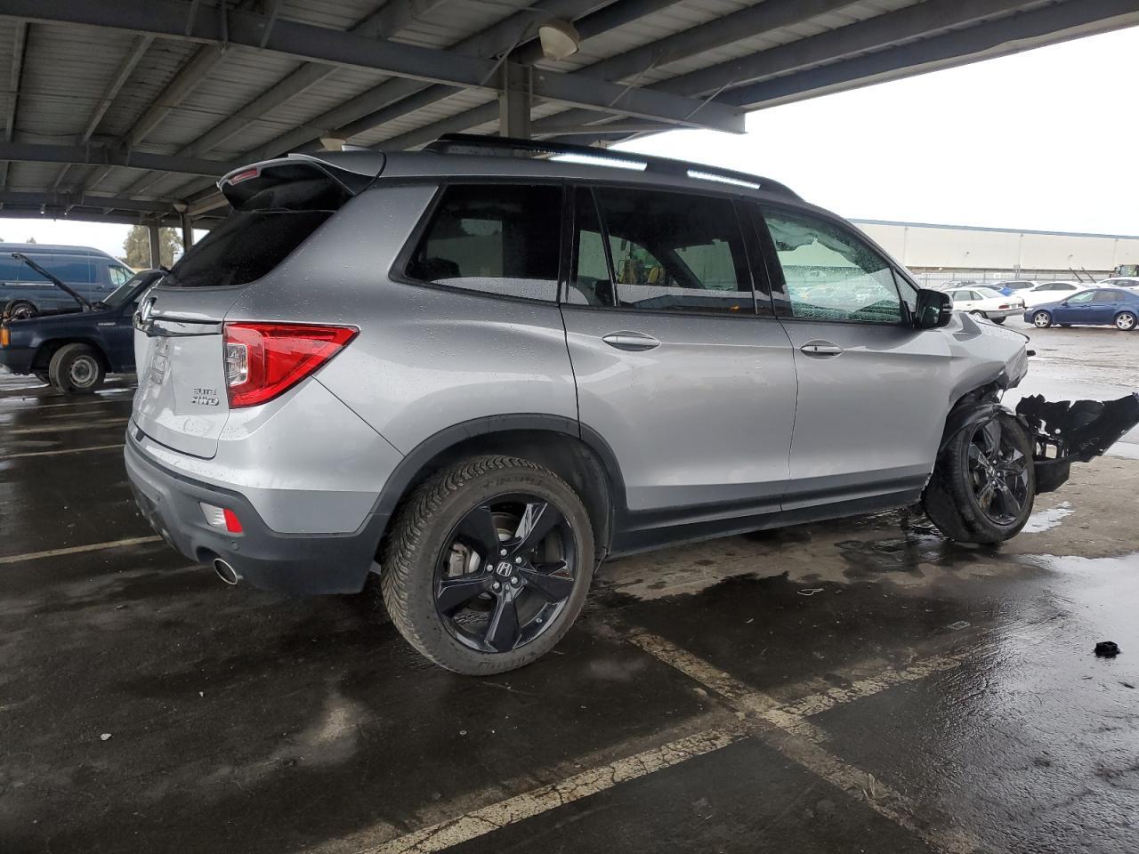 2019 HONDA PASSPORT E - Image 3