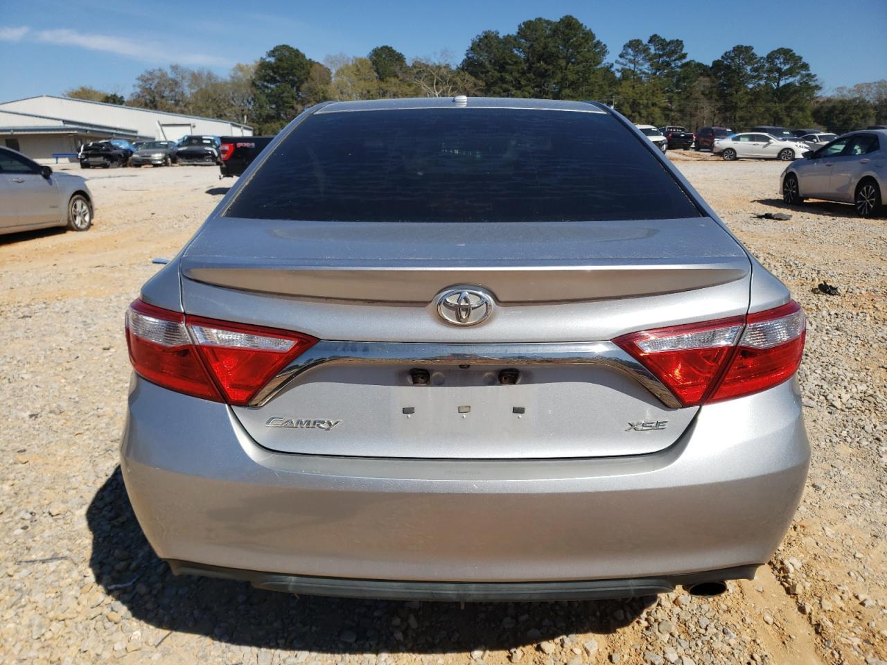 2015 TOYOTA CAMRY LE - Фото 6
