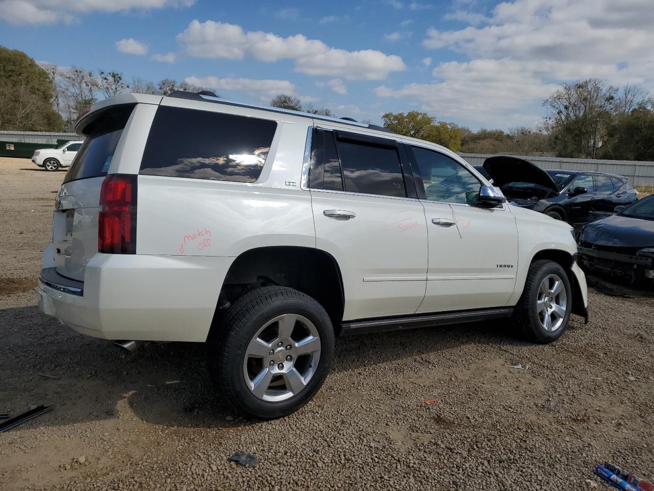 2015 CHEVROLET TAHOE C150 - Фото 3