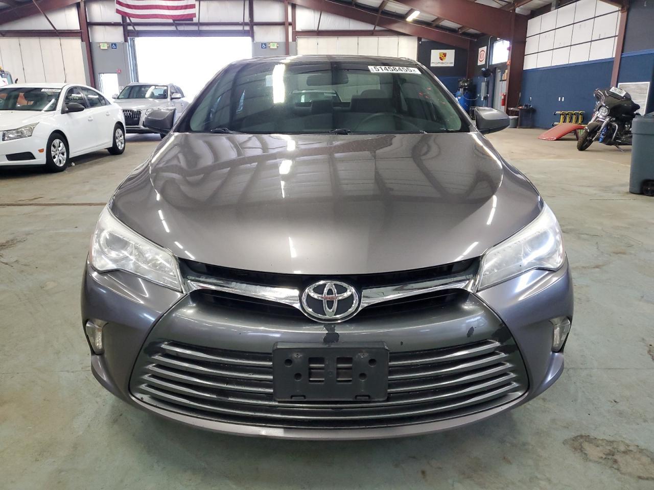 2017 TOYOTA CAMRY LE - Фото 5