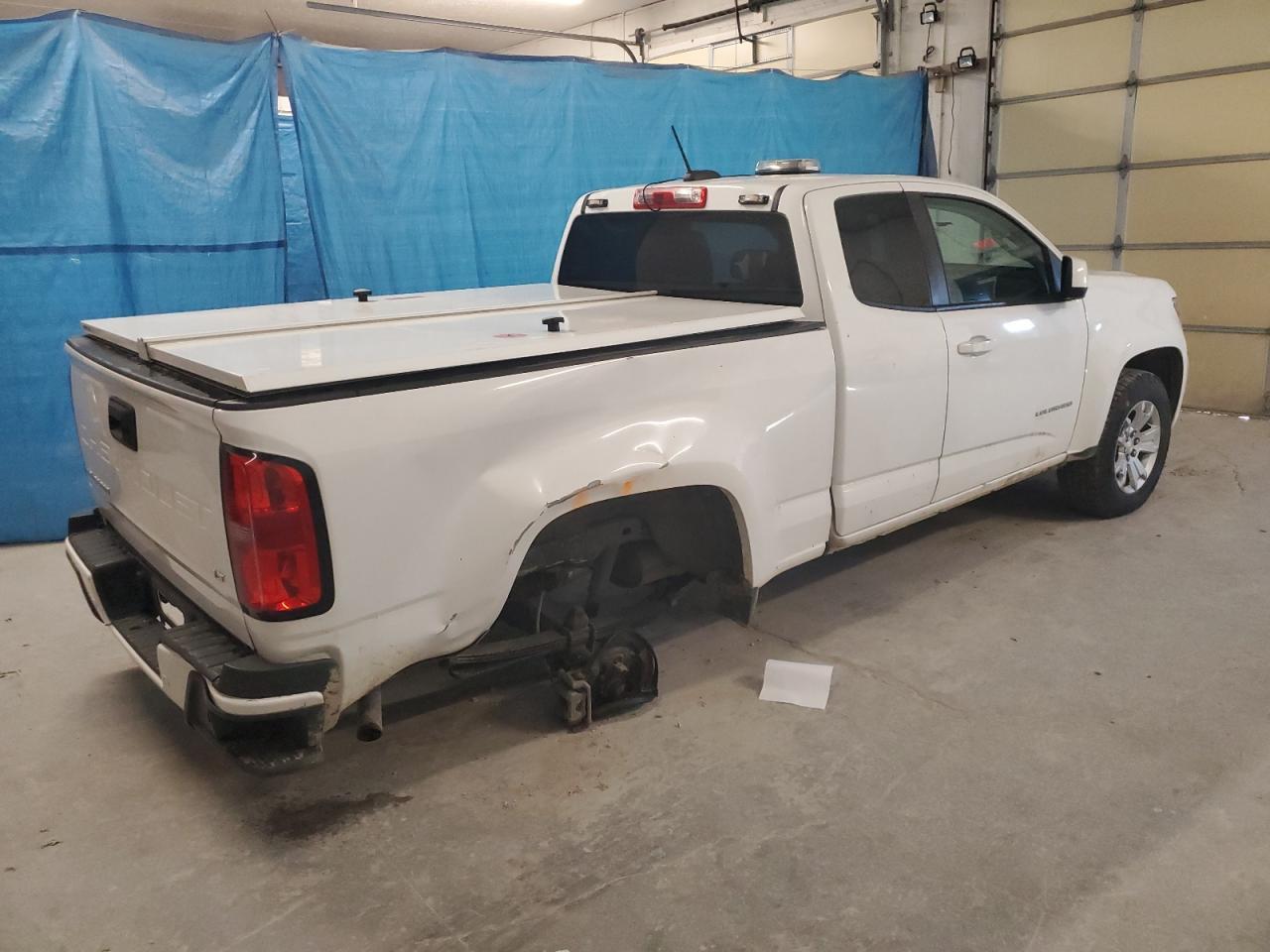 2022 CHEVROLET COLORADO L - Image 3