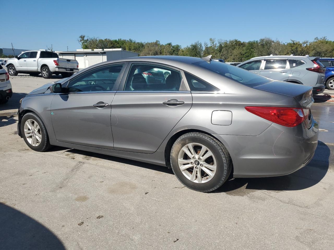 2011 HYUNDAI SONATA GLS - Image 2
