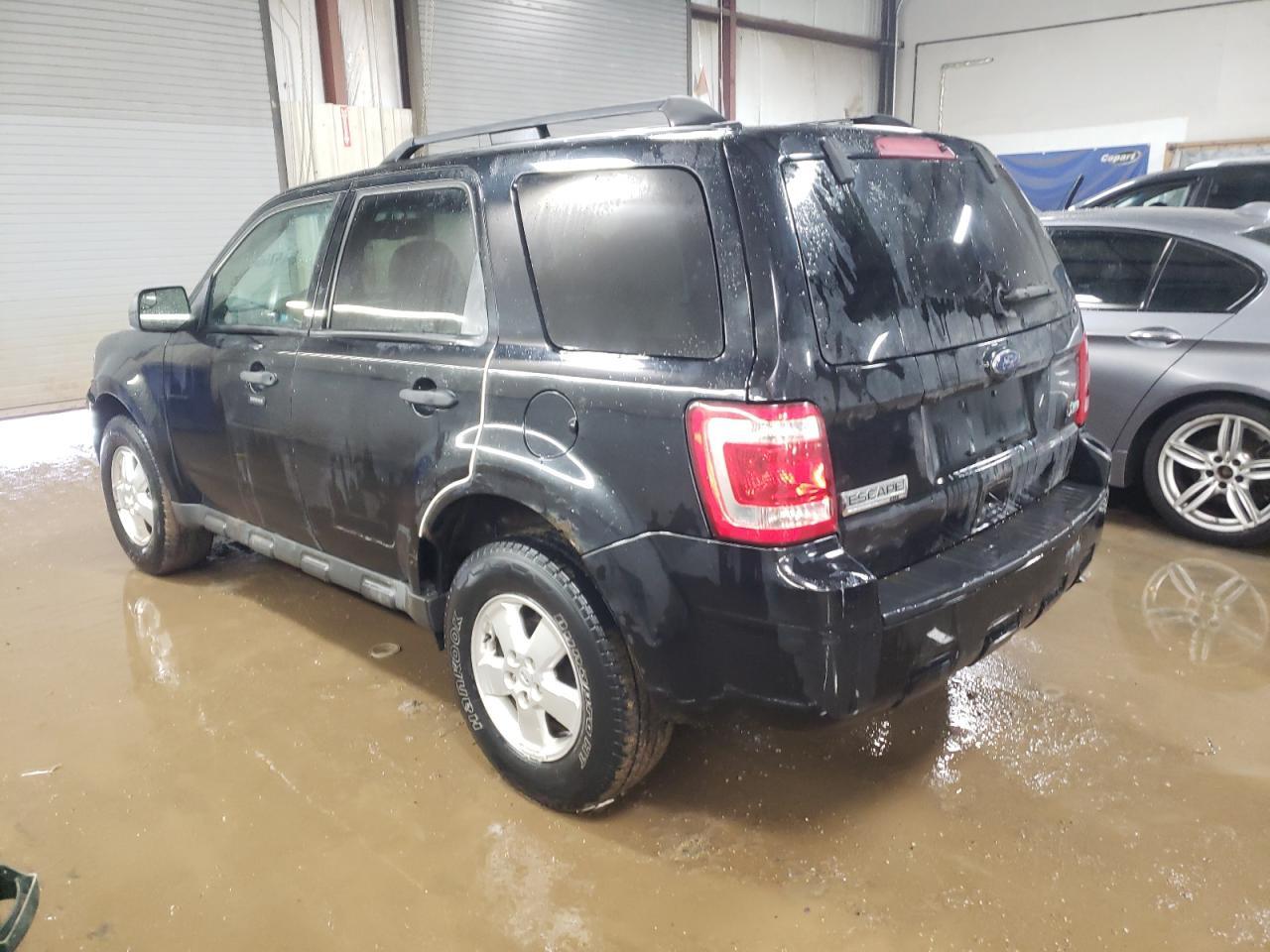 2010 FORD ESCAPE XLT - Фото 2