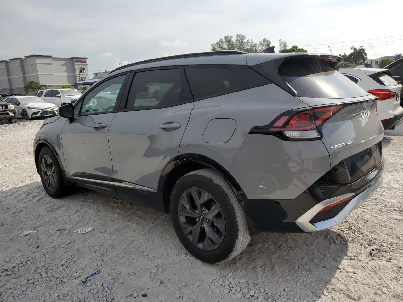 2023 KIA SPORTAGE S - Image 2