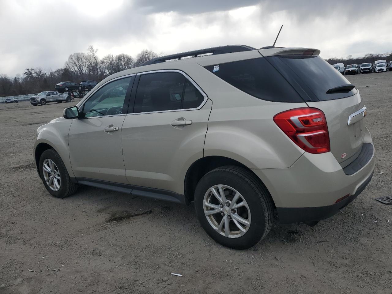 2016 CHEVROLET EQUINOX LT - Image 2