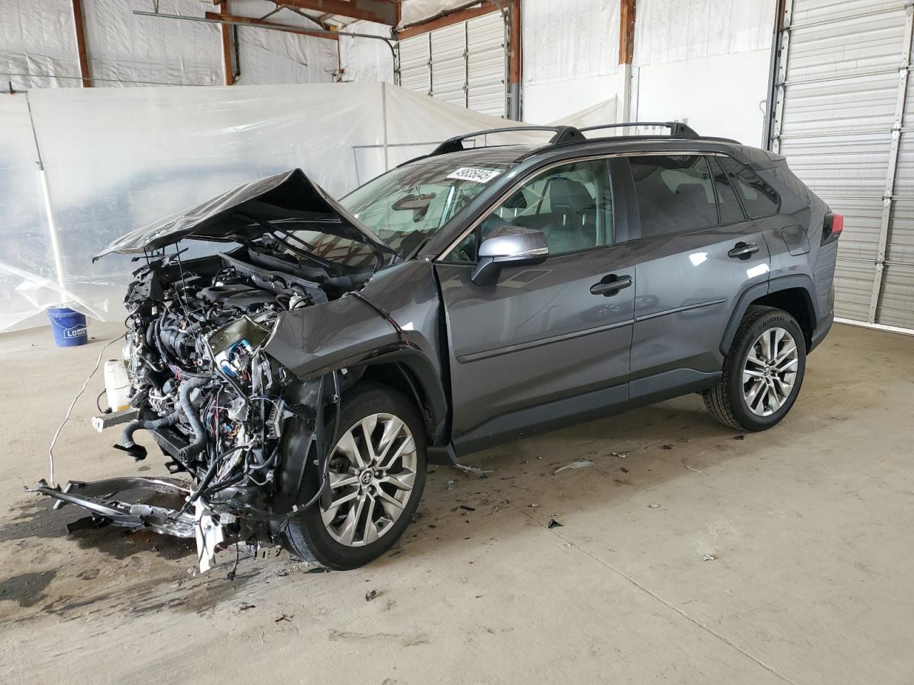2020 TOYOTA RAV4 XLE P