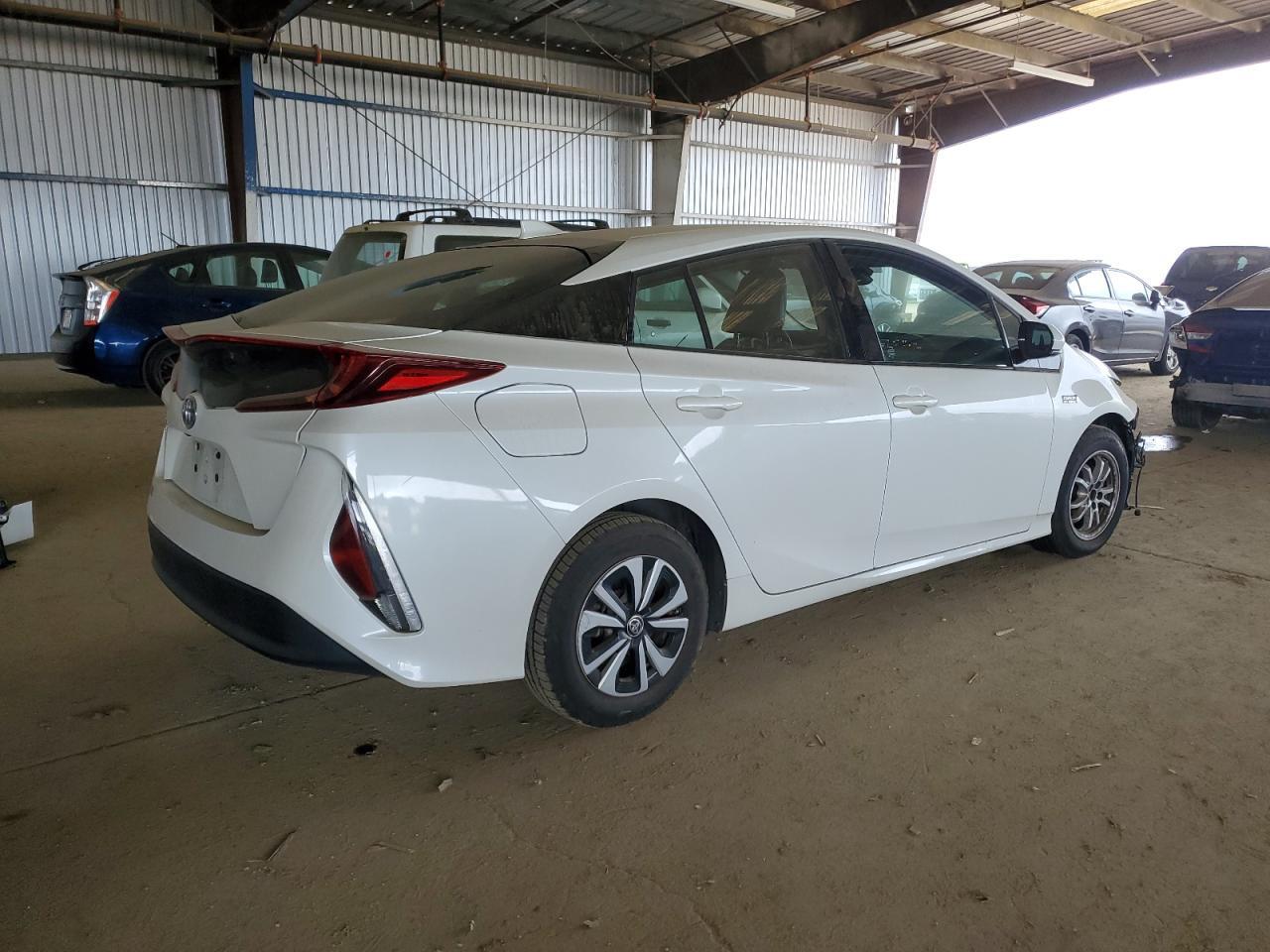 2019 TOYOTA PRIUS PRIM - Image 3