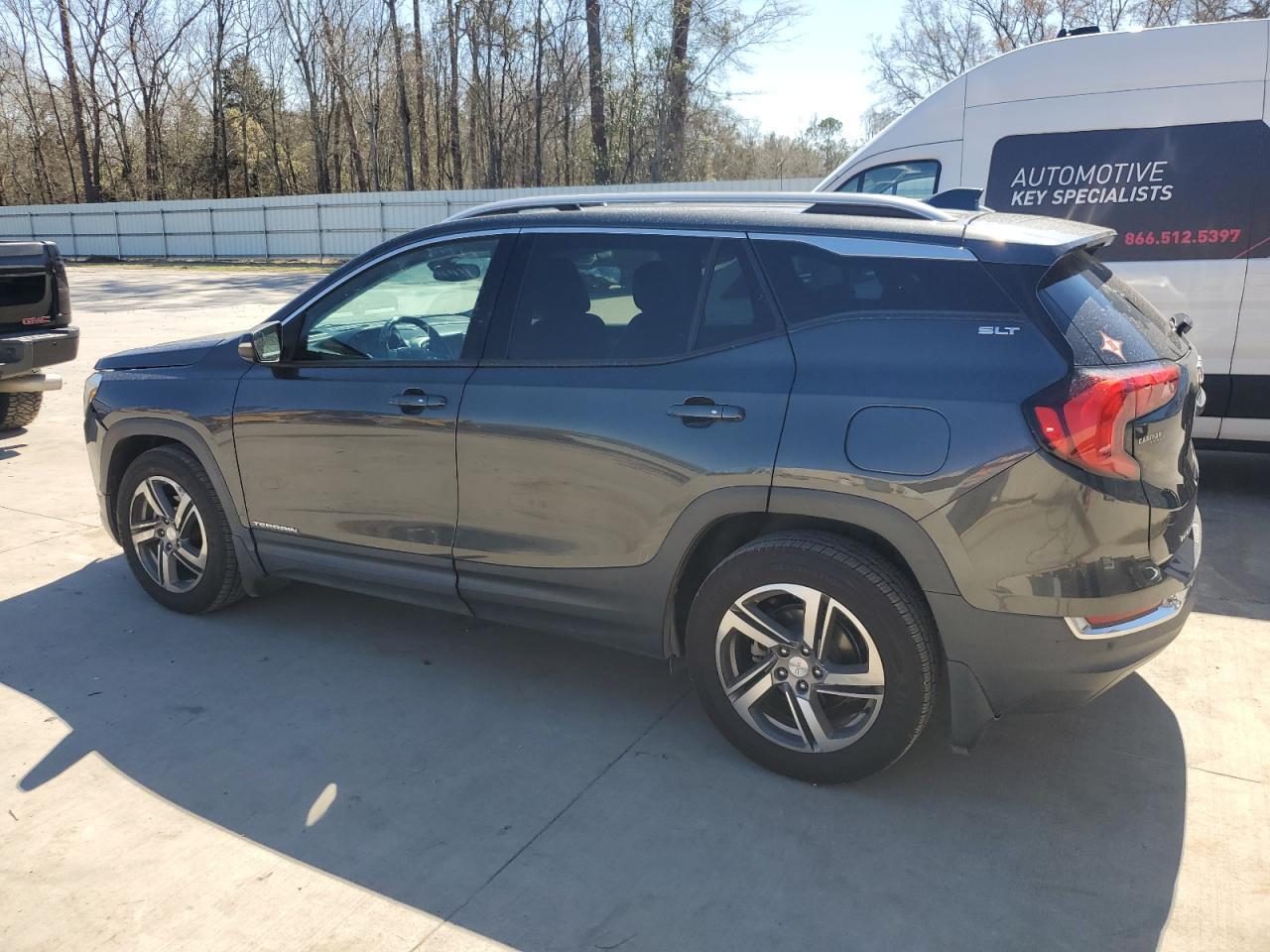 2018 GMC TERRAIN SL - Image 2
