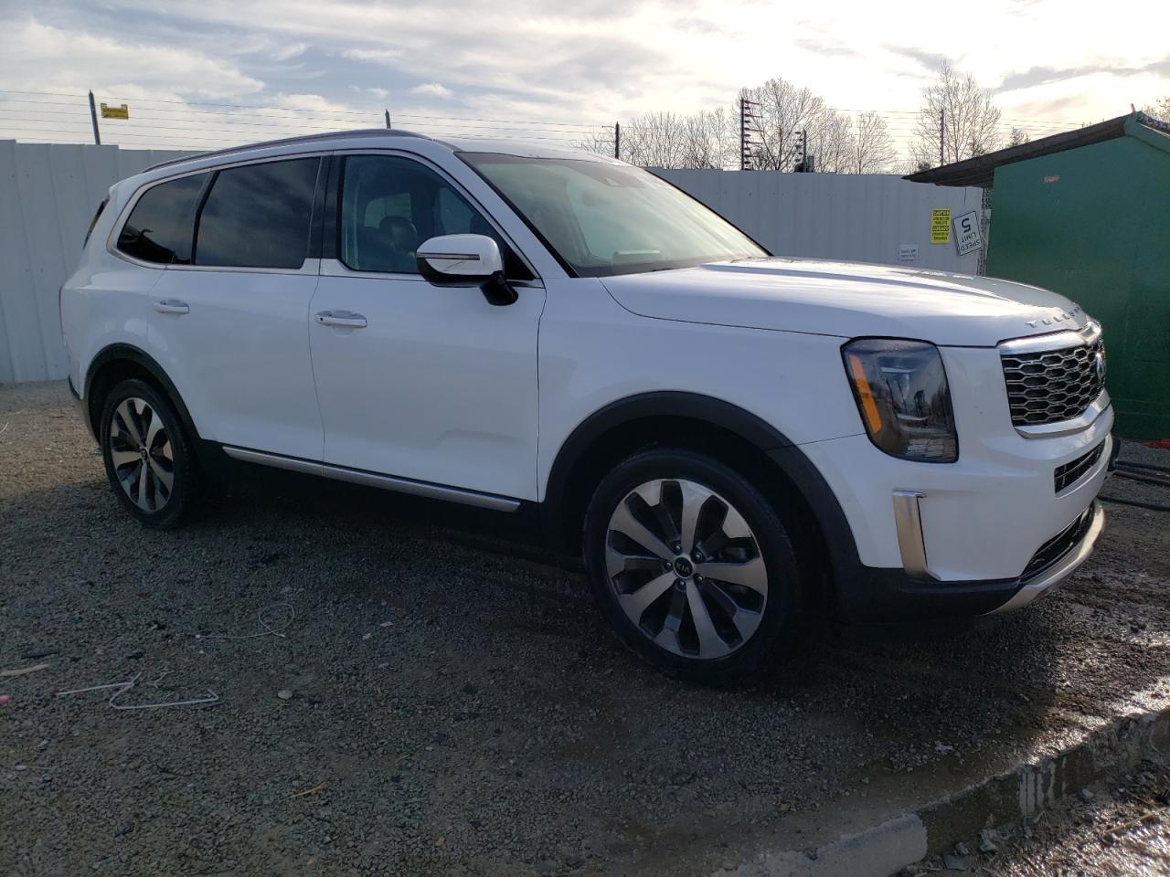 2020 KIA TELLURIDE - Image 4