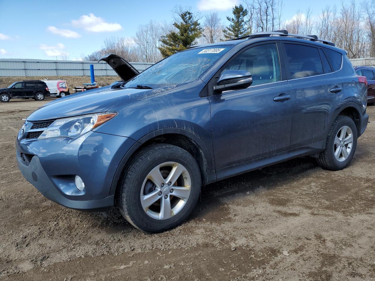 2013 TOYOTA RAV4 XLE