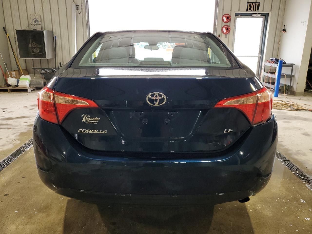 2018 TOYOTA COROLLA L - Image 6