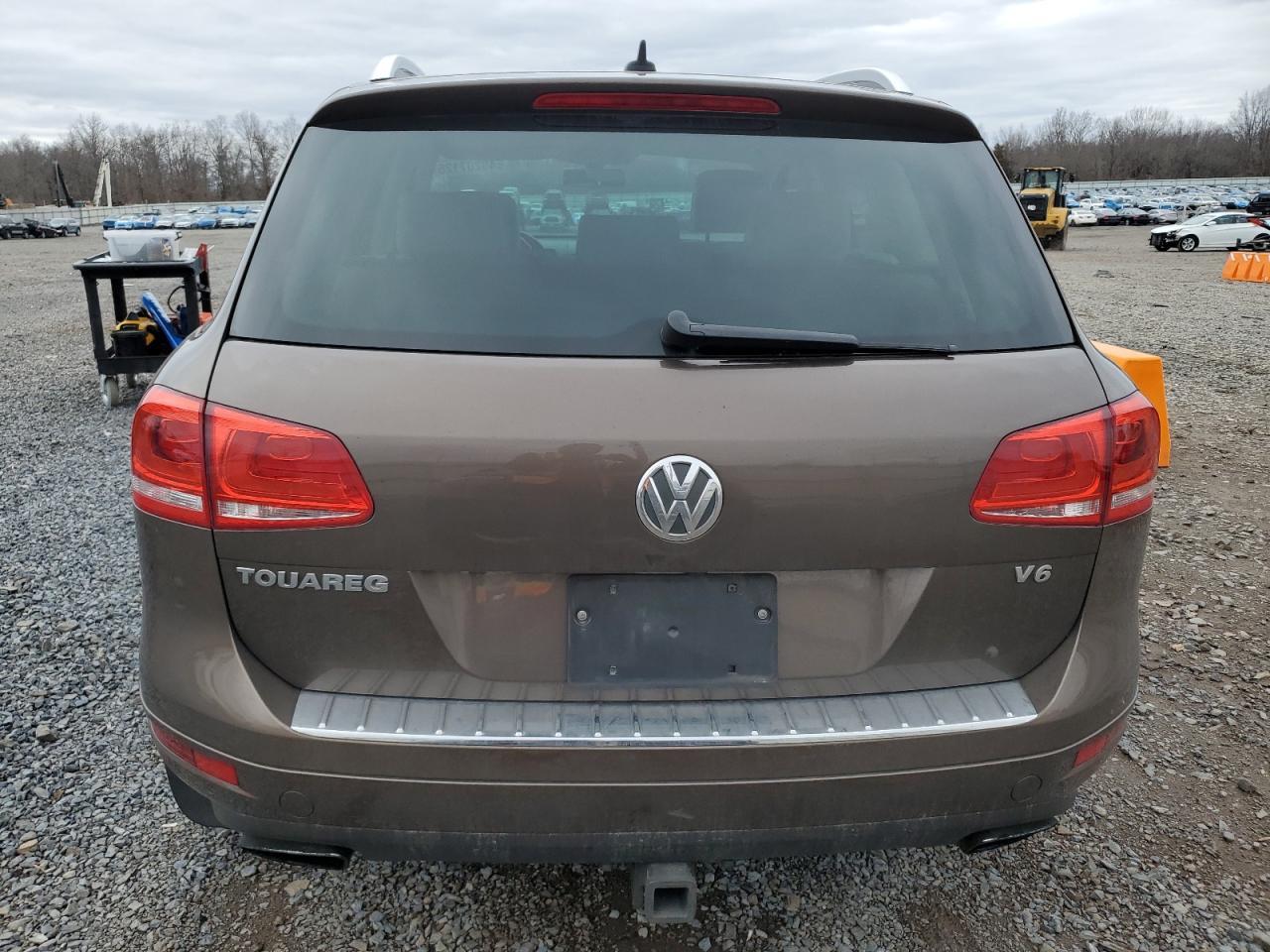 2014 VOLKSWAGEN TOUAREG V6 - Фото 6