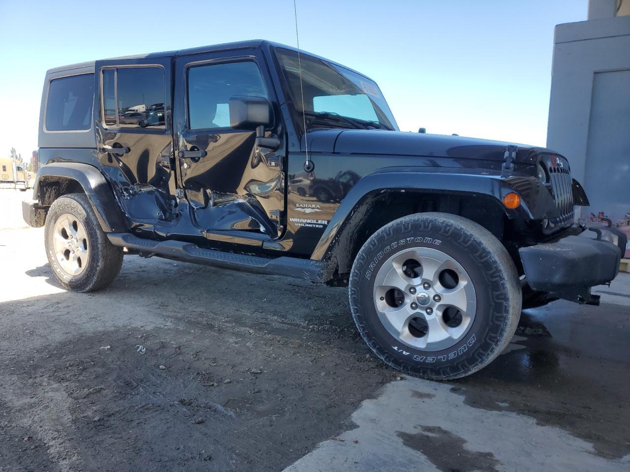2015 JEEP WRANGLER U - Image 4