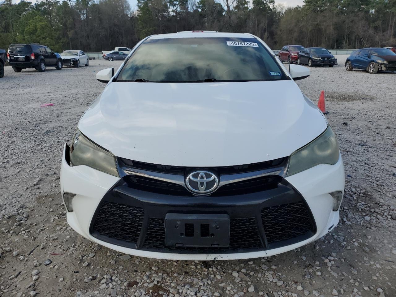 2015 TOYOTA CAMRY LE - Фото 5